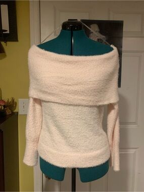 Francesca's Collections Cream Off-the-Shoulder Fuzzy Sweater